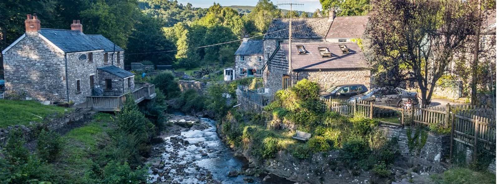 Riverside cabin in the Brecon Beacons